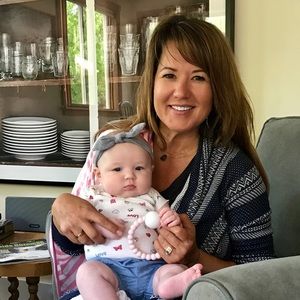 Meet your Posher, Stephanie